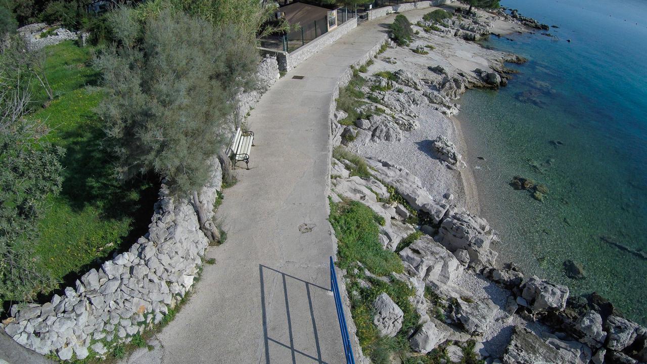Apartments Del Sole Нерезине Екстер'єр фото