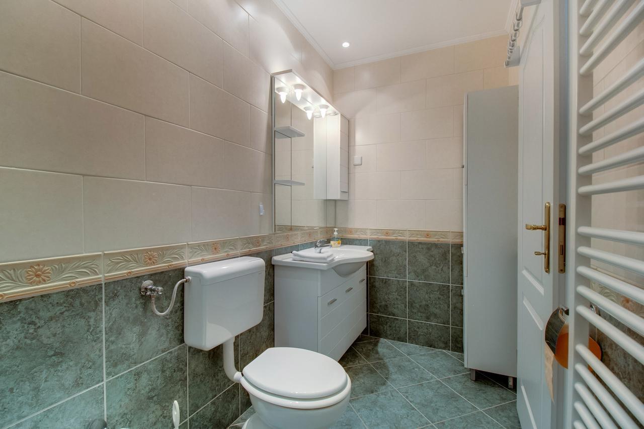 Apartments Del Sole Нерезине Номер фото