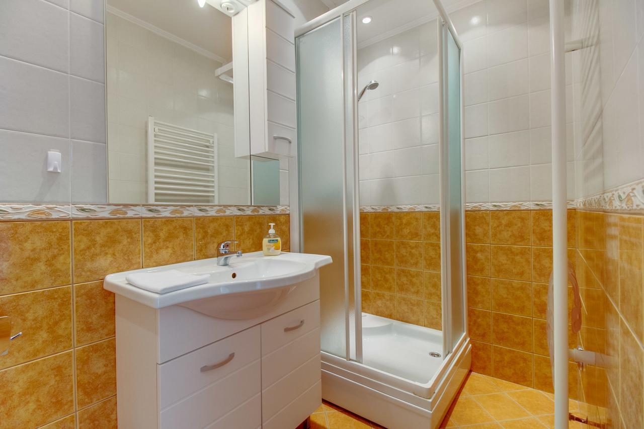 Apartments Del Sole Нерезине Номер фото