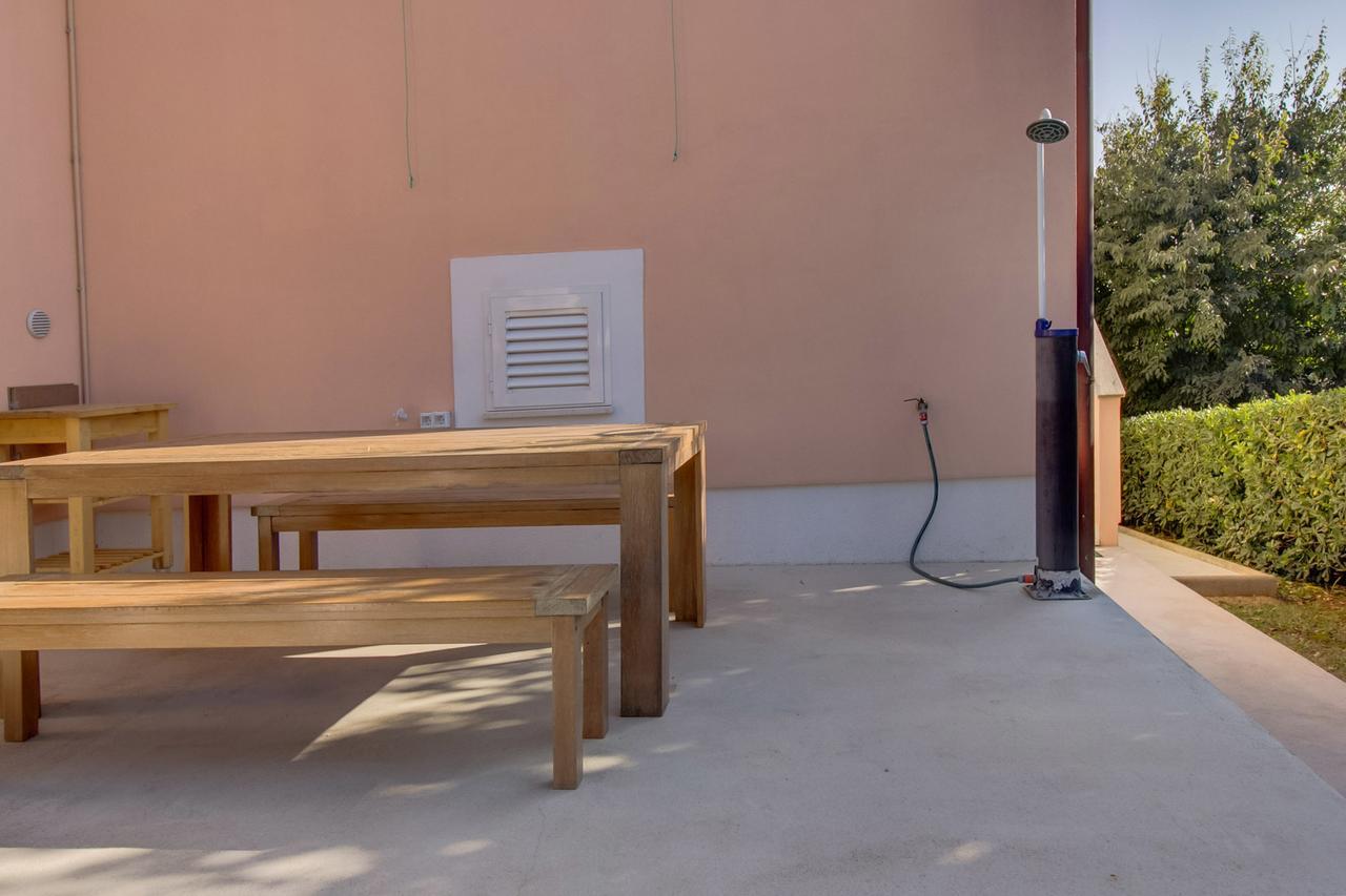 Apartments Del Sole Нерезине Номер фото